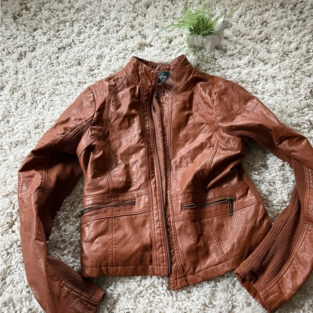 Laura Lane Brown cute fall autumn street minimalist faux leather jacket - Picture 1 of 5
